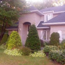 Installation de gouttière sur une maison dans Lanaudière - Revêtement Tandem (Installation de gouttière Lanaudière)